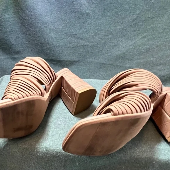 A New Day high heeled sandal, size 8 - Picture 4 of 6